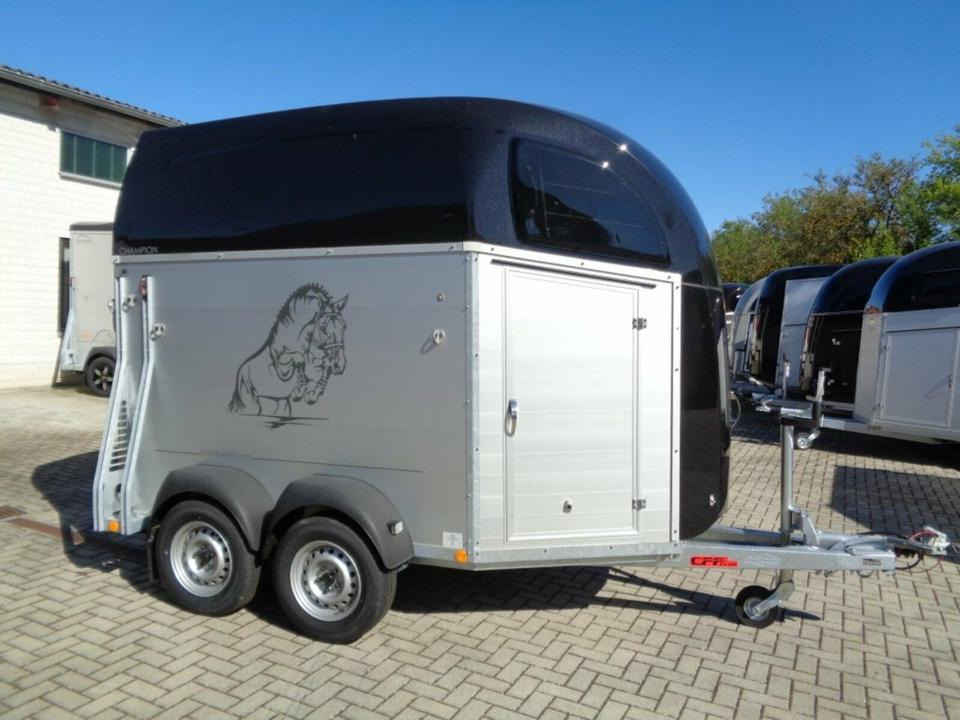 Böckmann, Pferdeanhänger Champion R ALUBODEN Saka100km/h - Horse trailer: picture 2 Böckmann, Pferdeanhänger Champion R ALUBODEN Saka100km/h - Horse trailer: picture 2