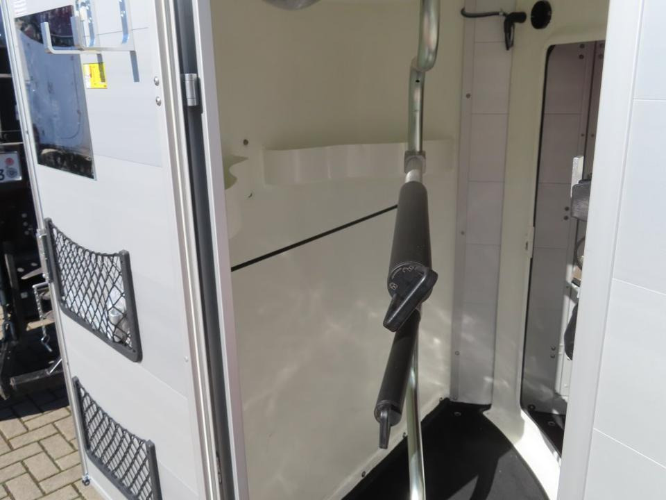 Horse trailer Böckmann Portax SKA 2025 Neu, Pferdeanhänger Sattelkammer,100 km: picture 16 Horse trailer Böckmann Portax SKA 2025 Neu, Pferdeanhänger Sattelkammer,100 km: picture 16