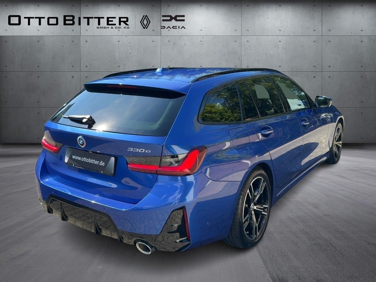 BMW 330 e Touring 360/M SPORT/COMFORTPAKET - Car: picture 4 BMW 330 e Touring 360/M SPORT/COMFORTPAKET - Car: picture 4