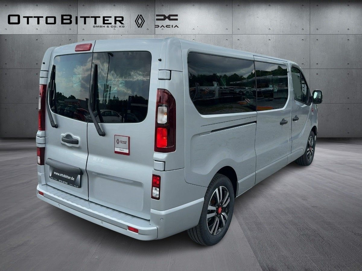 Renault Trafic Grand RED EDITION L2H1 dCi150 9-SITZE ALU - Passenger van: picture 4 Renault Trafic Grand RED EDITION L2H1 dCi150 9-SITZE ALU - Passenger van: picture 4