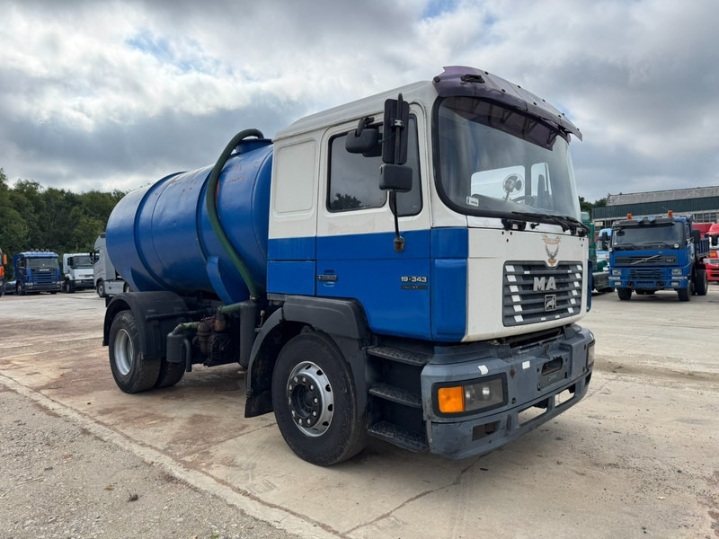 MAN 19.343 (12.000L / MANUAL GEARBOX / EURO 2 / PERFECT) - Vacuum truck: picture 3 MAN 19.343 (12.000L / MANUAL GEARBOX / EURO 2 / PERFECT) - Vacuum truck: picture 3