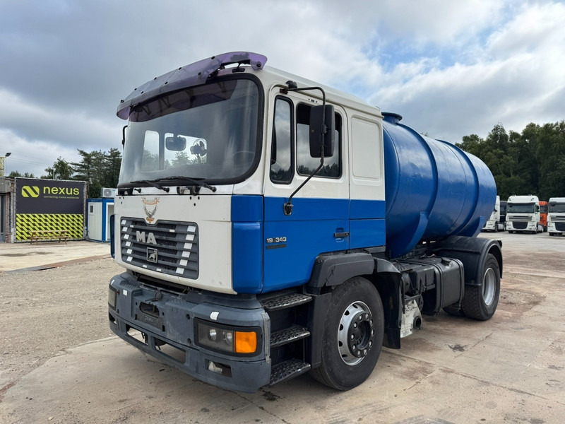 MAN 19.343 (12.000L / MANUAL GEARBOX / EURO 2 / PERFECT) - Vacuum truck: picture 1 MAN 19.343 (12.000L / MANUAL GEARBOX / EURO 2 / PERFECT) - Vacuum truck: picture 1