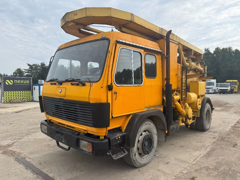 Mercedes-Benz SK 1617 (GRAND PONT / LAMES / 10.000L / 6 CYLINDRE / POMPE MANUELLE) - Vacuum truck: picture 1 Mercedes-Benz SK 1617 (GRAND PONT / LAMES / 10.000L / 6 CYLINDRE / POMPE MANUELLE) - Vacuum truck: picture 1