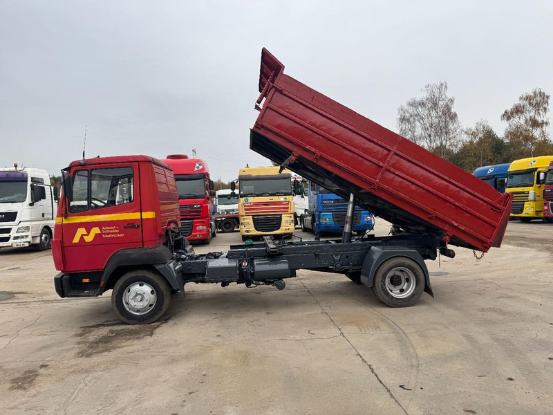 Mercedes-Benz SK 814 (FULL STEEL SUSPENSION / MANUAL GEARBOX / 3-SIDE TIPPER) leasing Mercedes-Benz SK 814 (FULL STEEL SUSPENSION / MANUAL GEARBOX / 3-SIDE TIPPER): picture 8