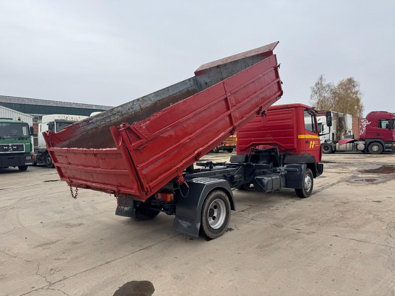 Mercedes-Benz SK 814 (FULL STEEL SUSPENSION / MANUAL GEARBOX / 3-SIDE TIPPER) - Tipper: picture 5 Mercedes-Benz SK 814 (FULL STEEL SUSPENSION / MANUAL GEARBOX / 3-SIDE TIPPER) - Tipper: picture 5