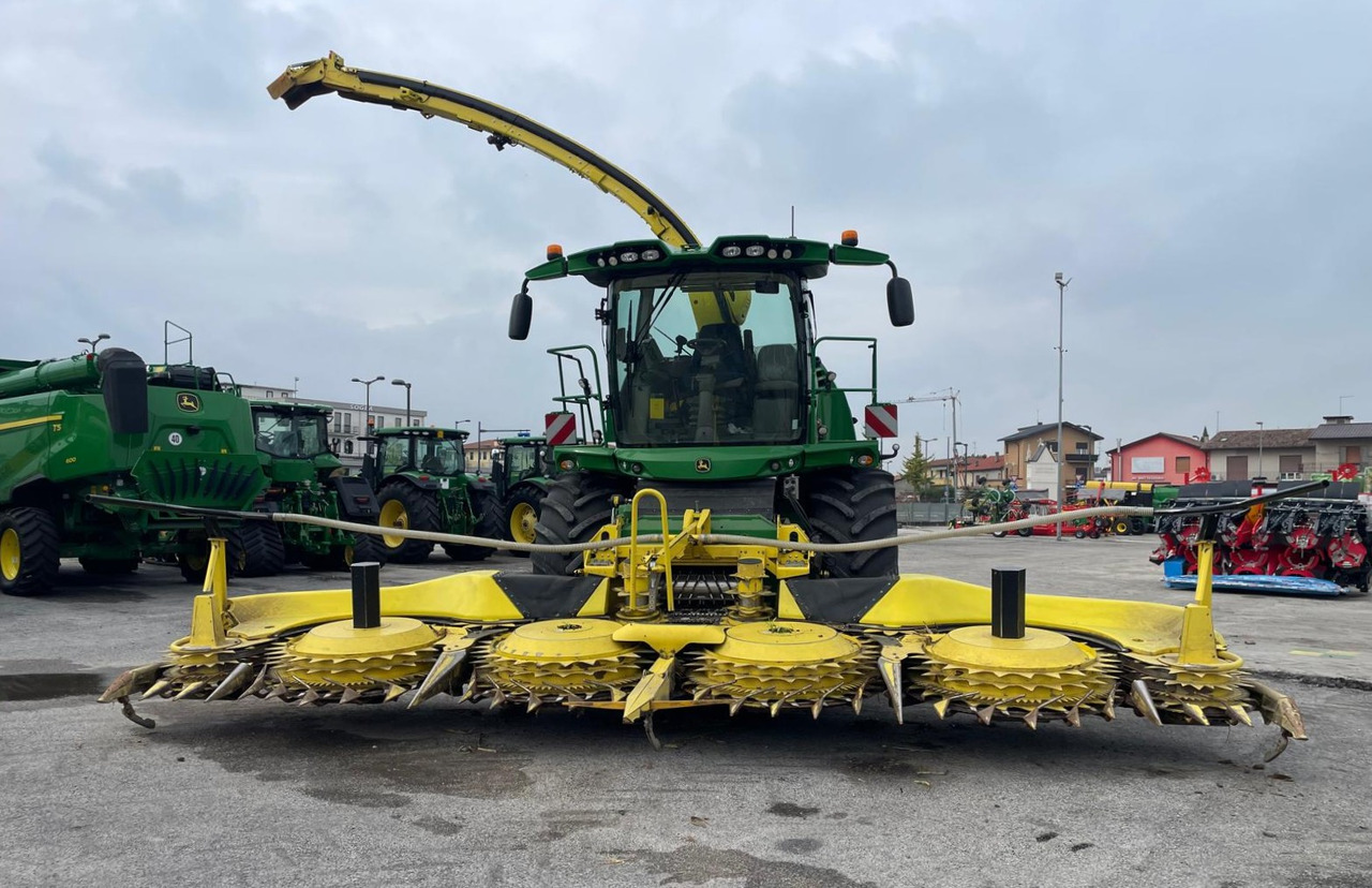 JOHN DEERE 9600i - Forage harvester: picture 3 JOHN DEERE 9600i - Forage harvester: picture 3