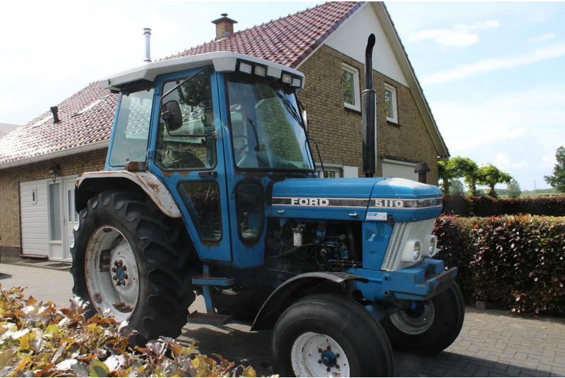 Ford 5110 - Farm tractor: picture 1 Ford 5110 - Farm tractor: picture 1