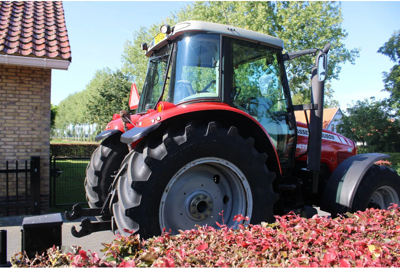 Massey Ferguson 6475 - Farm tractor: picture 4 Massey Ferguson 6475 - Farm tractor: picture 4