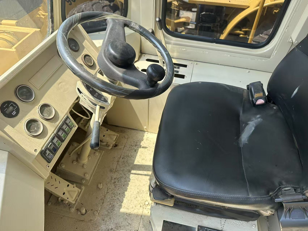 Wheel loader BOBCAT used cat 966f  laoder [ Copy ]: picture 6