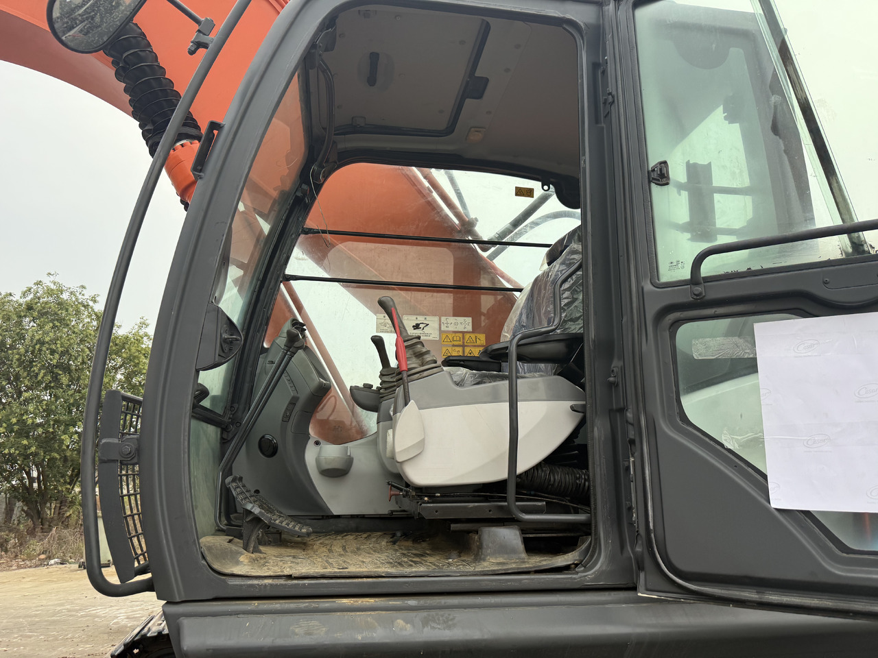 Crawler excavator HITACHI 350-5g [ Copy ] [ Copy ] [ Copy ]: picture 14