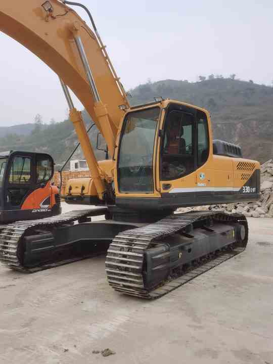 Heavy Construction Equipment Crawler Excavator HYUNDAI R330 Used Machine for Sale - Excavator: picture 4 Heavy Construction Equipment Crawler Excavator HYUNDAI R330 Used Machine for Sale - Excavator: picture 4