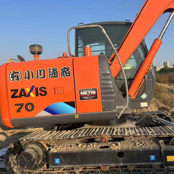 Original Japan Hitachi Used Zx55 Excavator for Sale Used Hitachi Zx60 Zx70 Hydraulic Excavator Hitachi Zaxis 55 Digger - Excavator: picture 1 Original Japan Hitachi Used Zx55 Excavator for Sale Used Hitachi Zx60 Zx70 Hydraulic Excavator Hitachi Zaxis 55 Digger - Excavator: picture 1