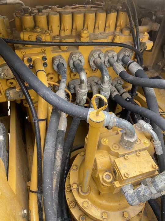 Used Digger CAT 320 Construction Machinery Construction Digger Used CAT 320 Cheap Excavator - Crawler excavator: picture 3 Used Digger CAT 320 Construction Machinery Construction Digger Used CAT 320 Cheap Excavator - Crawler excavator: picture 3