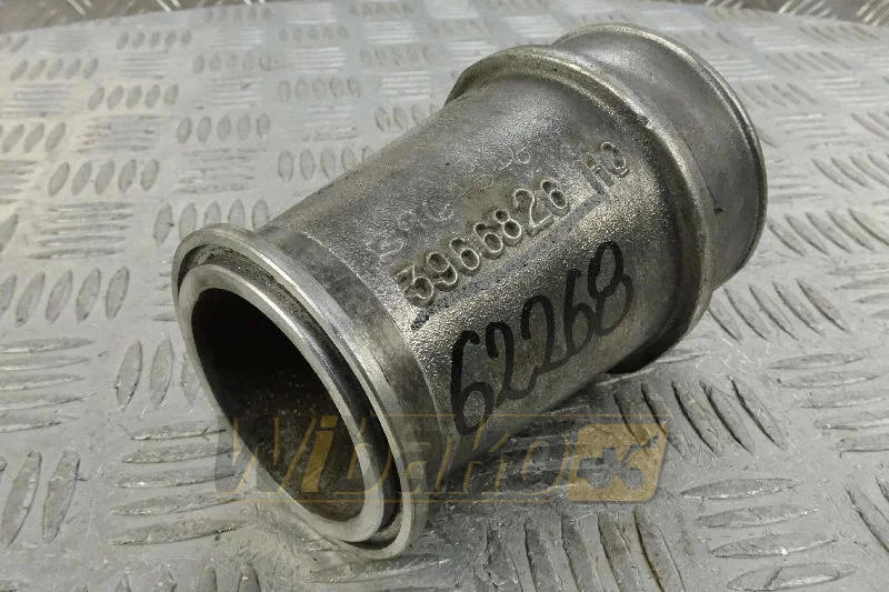 Cummins 3964546 - Intake manifold for Construction machinery: picture 1 Cummins 3964546 - Intake manifold for Construction machinery: picture 1