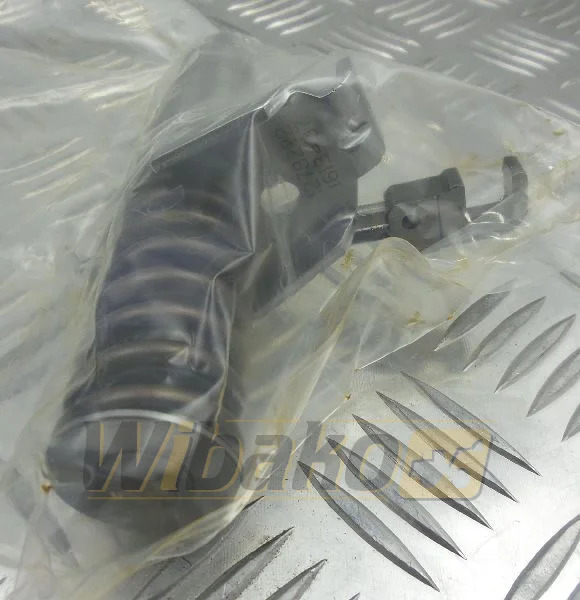 KMP 127-8222 - Injector for Construction machinery: picture 2 KMP 127-8222 - Injector for Construction machinery: picture 2