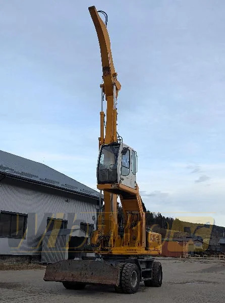 Liebherr A924C - Waste/ Industry handler: picture 4 Liebherr A924C - Waste/ Industry handler: picture 4