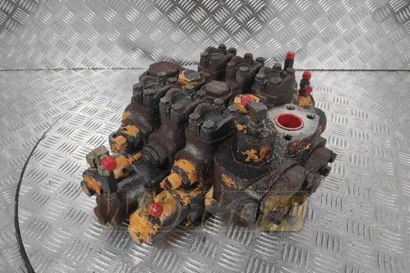 Parker V90115E - Hydraulic valve for Construction machinery: picture 1 Parker V90115E - Hydraulic valve for Construction machinery: picture 1