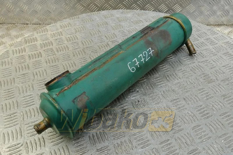 Volvo 4777033 - Oil cooler for Construction machinery: picture 1 Volvo 4777033 - Oil cooler for Construction machinery: picture 1
