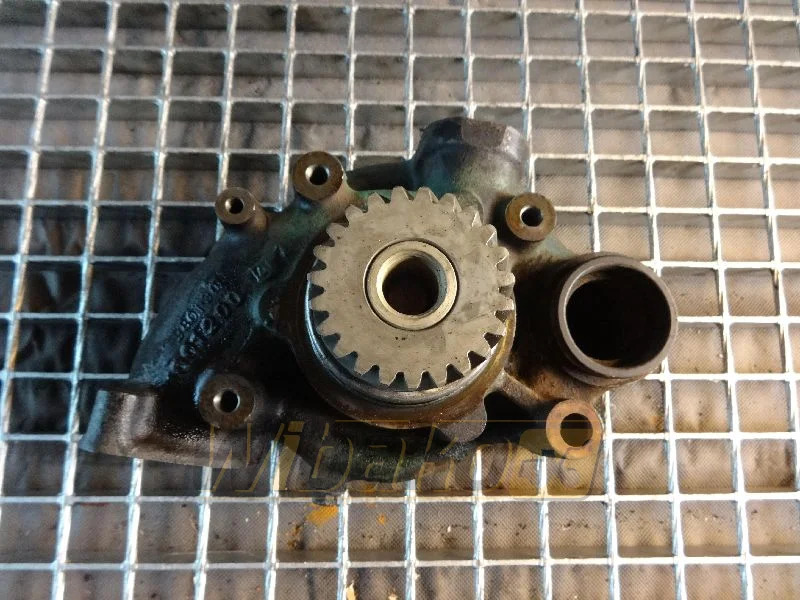 Volvo TD73 - Water pump: picture 1 Volvo TD73 - Water pump: picture 1