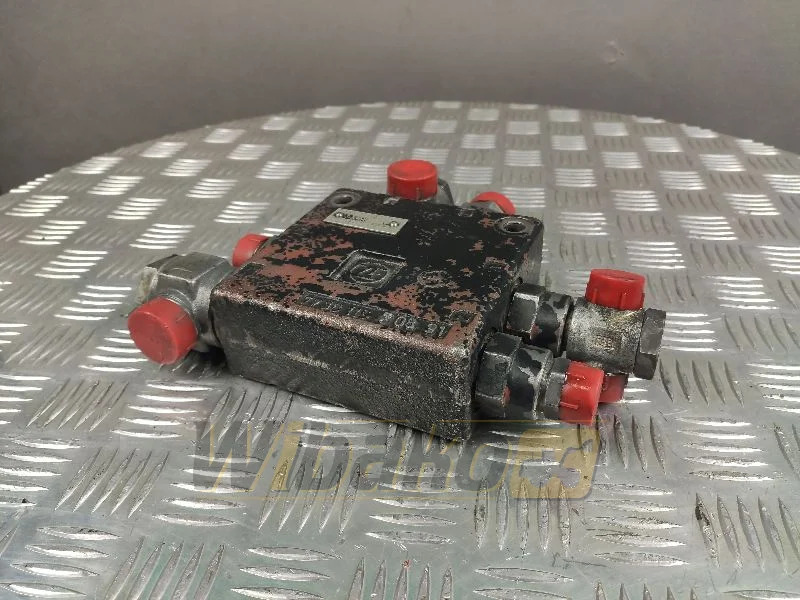 ZF 7730900117 - Hydraulic valve for Construction machinery: picture 1 ZF 7730900117 - Hydraulic valve for Construction machinery: picture 1