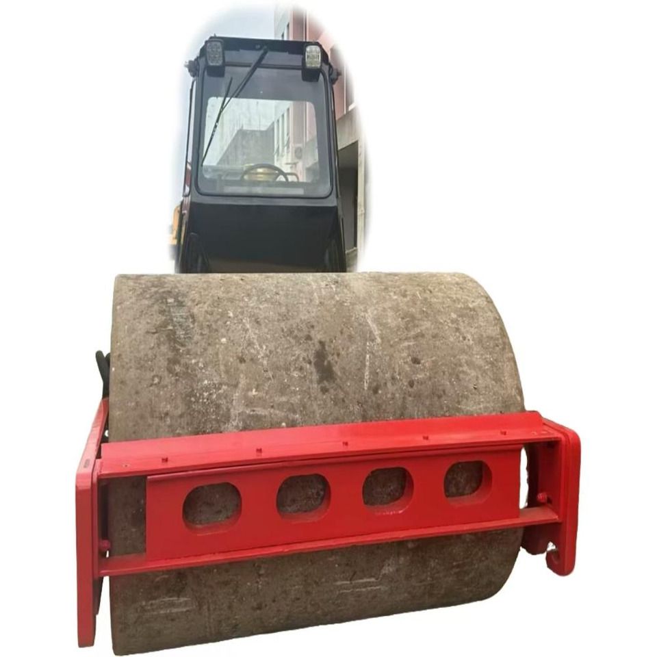 DYNAPAC CA30D - Compactor: picture 1 DYNAPAC CA30D - Compactor: picture 1