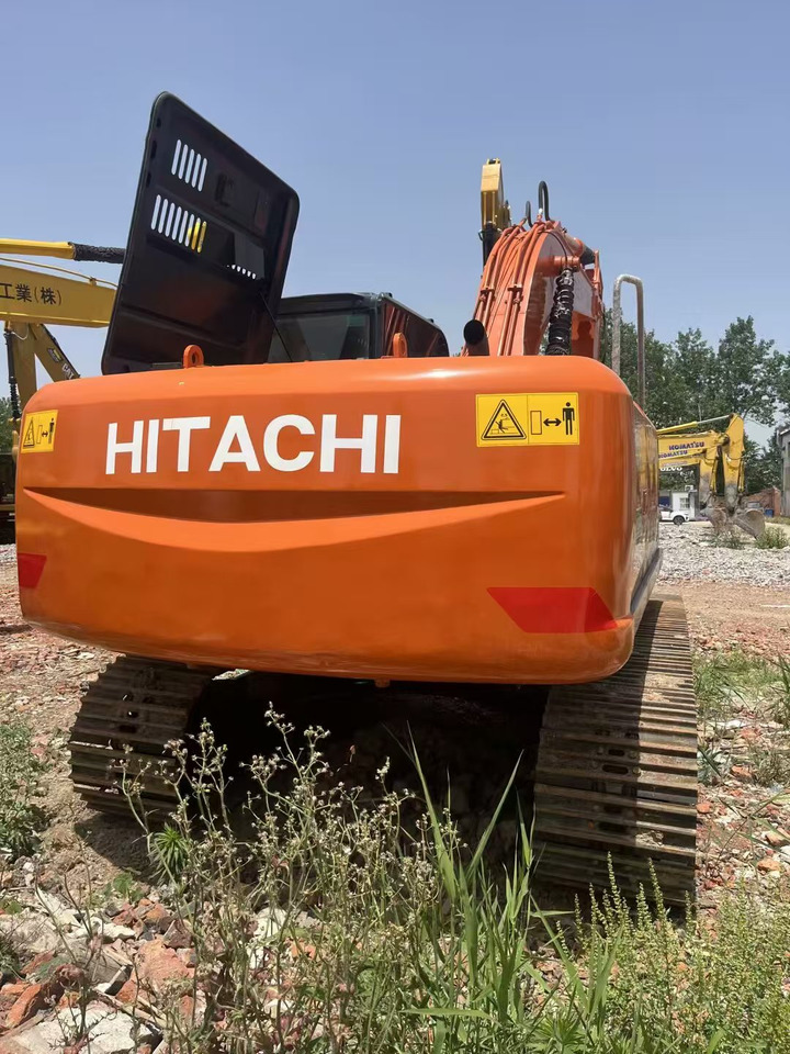 Crawler excavator HITACHI ZX200: picture 11 Crawler excavator HITACHI ZX200: picture 11