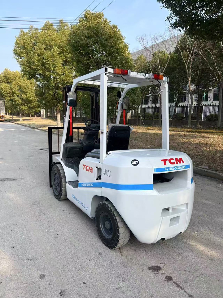 TCM 3 Ton - Forklift: picture 2 TCM 3 Ton - Forklift: picture 2