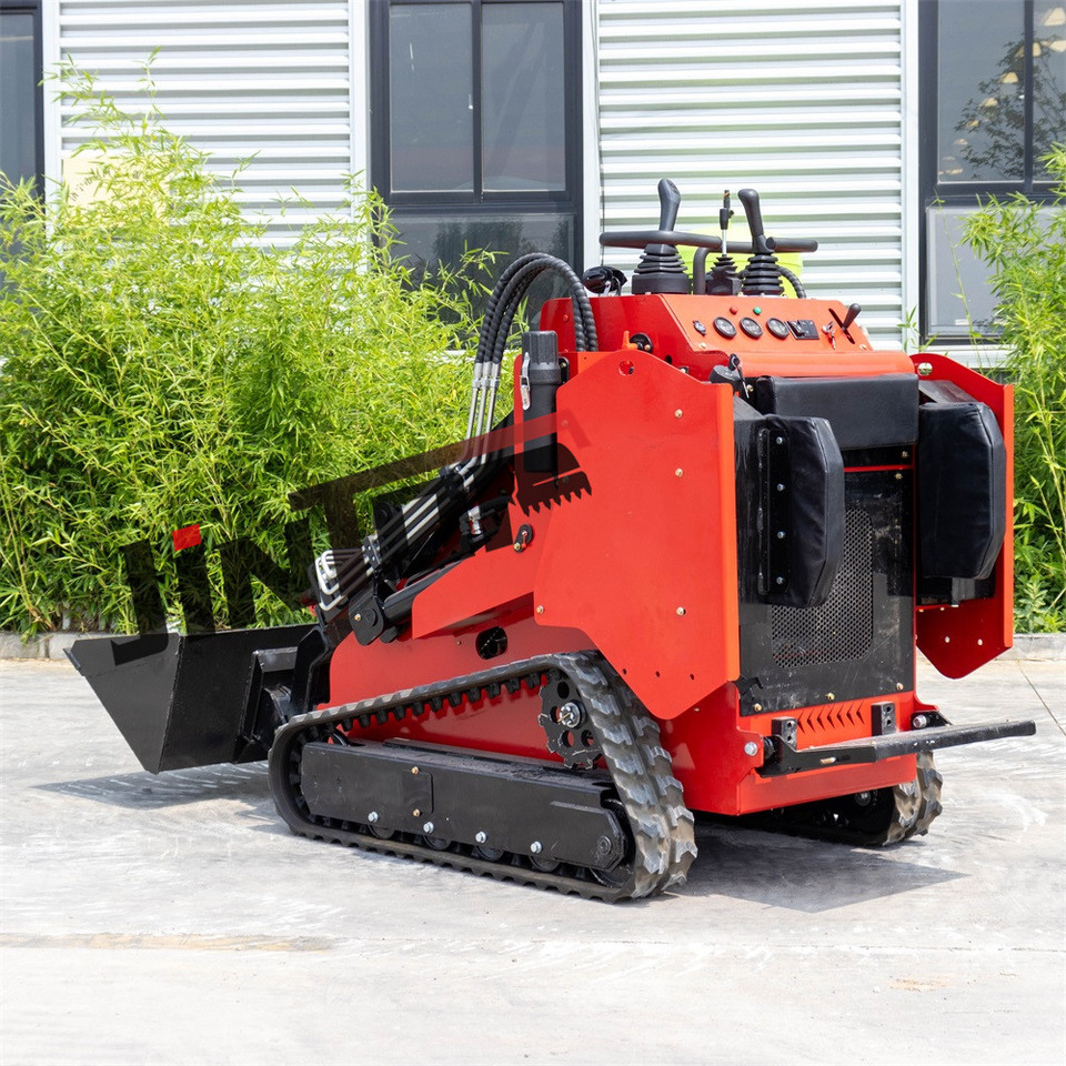 Powerful skid steer loader with different attachments - Compact track loader: picture 4 Powerful skid steer loader with different attachments - Compact track loader: picture 4