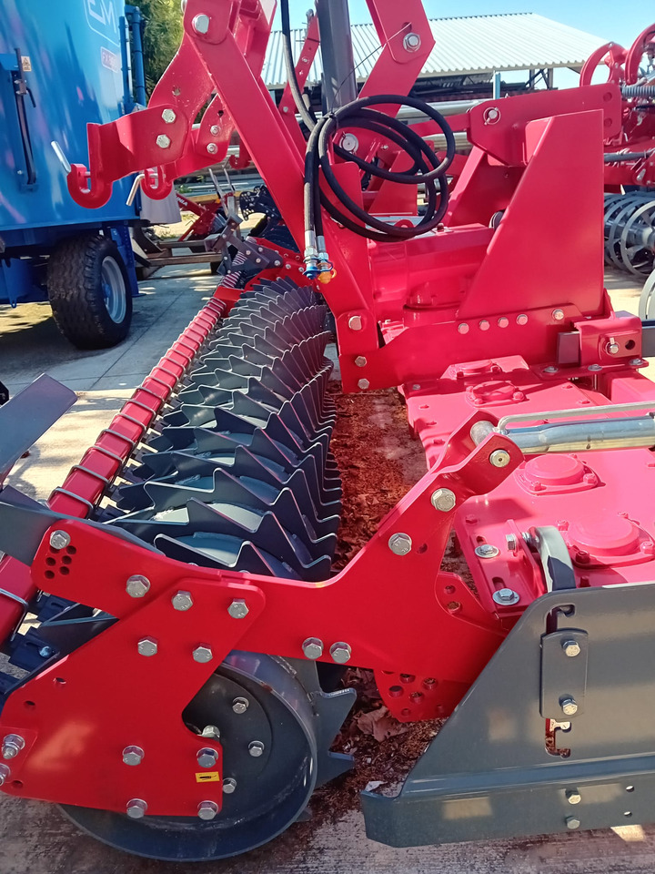 UNIA HERMES 3 - Power harrow: picture 1 UNIA HERMES 3 - Power harrow: picture 1