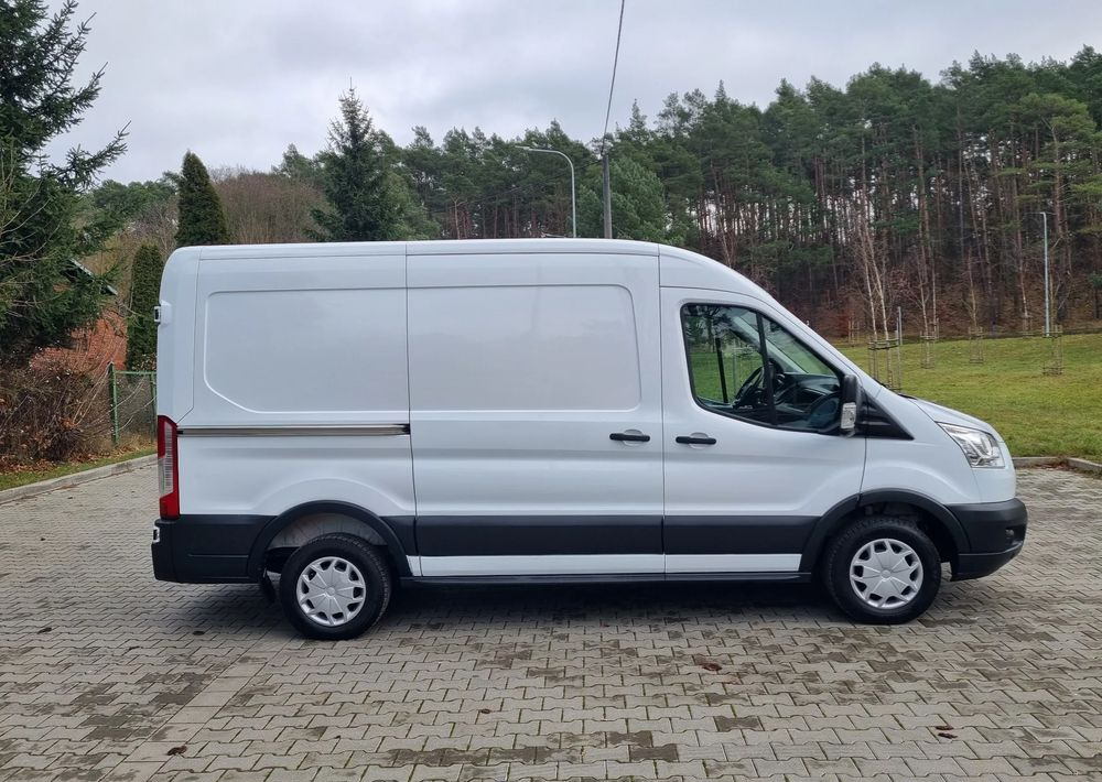 Ford Transit - Small van: picture 3 Ford Transit - Small van: picture 3