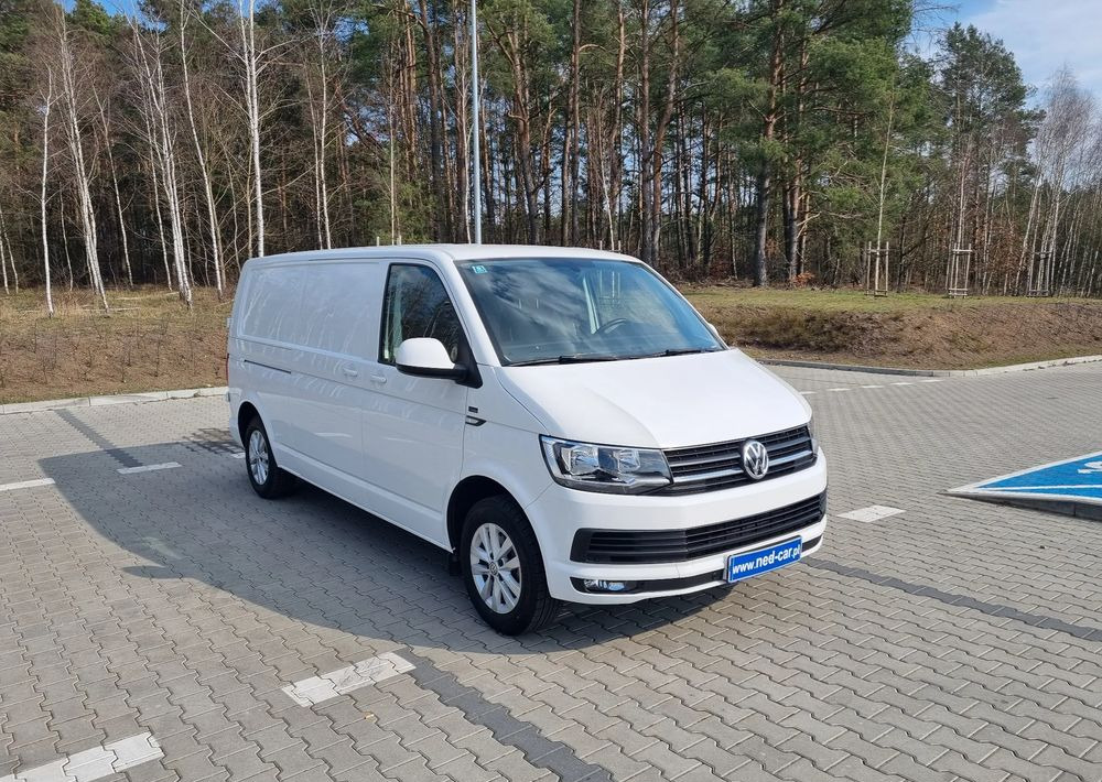 Volkswagen Transporter - Small van: picture 2 Volkswagen Transporter - Small van: picture 2