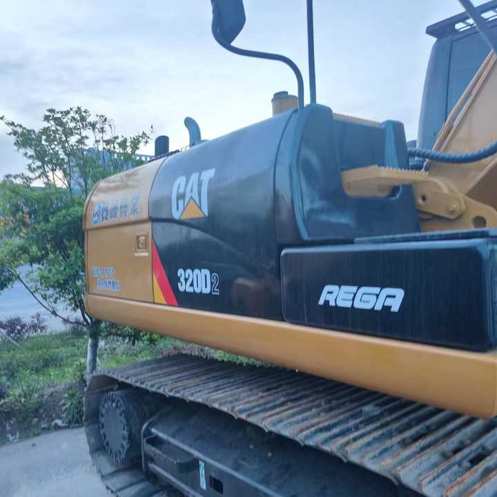 Reasonable Price Japan Original 330d2 Caterpillar Excavator CAT USED 329D2 320D2 325D 315D Excavator - Crawler excavator: picture 3 Reasonable Price Japan Original 330d2 Caterpillar Excavator CAT USED 329D2 320D2 325D 315D Excavator - Crawler excavator: picture 3