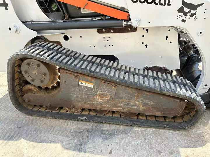 Used Bob Cat Bob Cat T864 Used Mini Skid Steer Wheel Loader Multifunctional Track Loaders Bobcat - Skid steer loader: picture 5 Used Bob Cat Bob Cat T864 Used Mini Skid Steer Wheel Loader Multifunctional Track Loaders Bobcat - Skid steer loader: picture 5