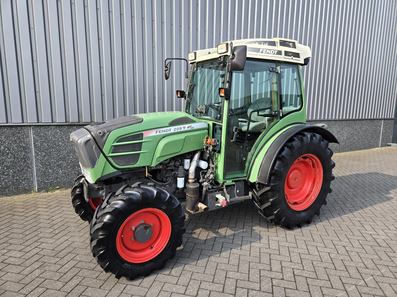 Fendt 209P - Farm tractor: picture 3 Fendt 209P - Farm tractor: picture 3