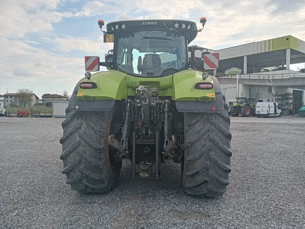 Farm tractor Claas Axion 960 cmatic: picture 7