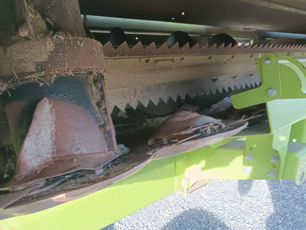 Claas Direct Disc 520 - Tedding equipment: picture 5 Claas Direct Disc 520 - Tedding equipment: picture 5
