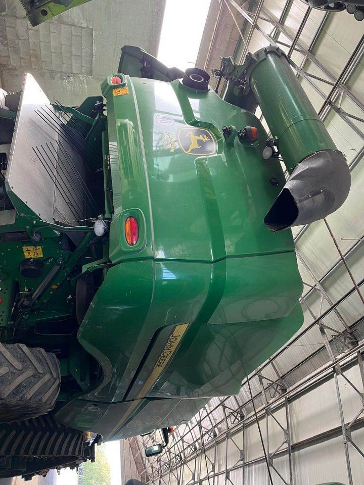 John Deere S790 i - Combine harvester: picture 2 John Deere S790 i - Combine harvester: picture 2