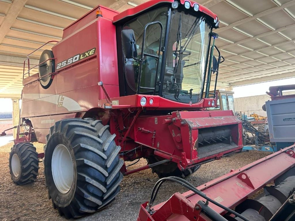 Laverda 25.50 - Combine harvester: picture 1 Laverda 25.50 - Combine harvester: picture 1