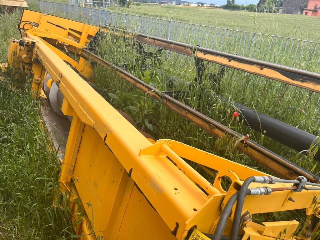 New Holland SOIA 4.4 - Harvester attachment: picture 2 New Holland SOIA 4.4 - Harvester attachment: picture 2
