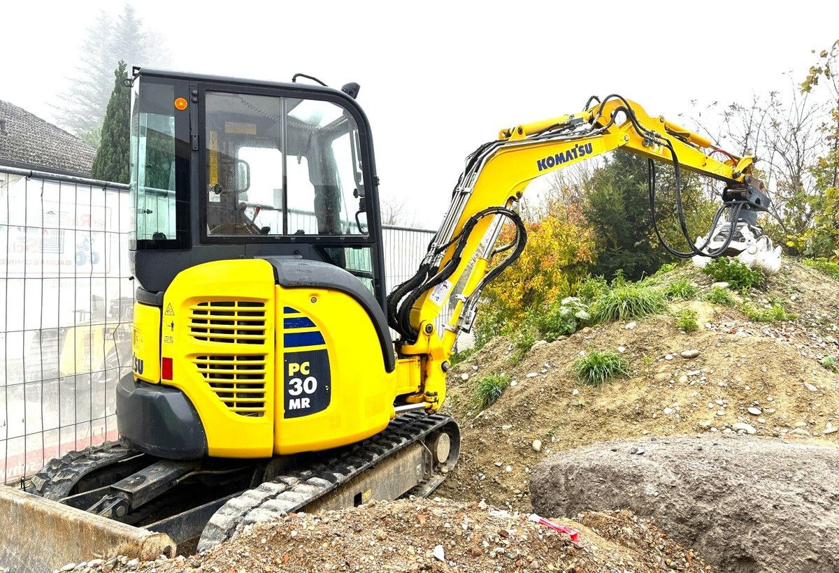 Komatsu PC30MR-3 - Mini excavator: picture 2 Komatsu PC30MR-3 - Mini excavator: picture 2