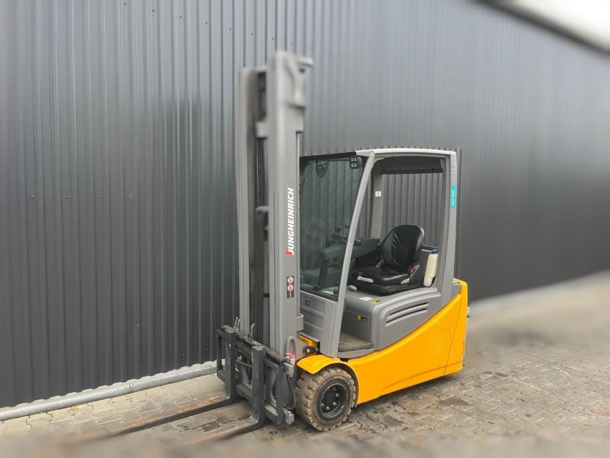 Jungheinrich EFG220 - Electric forklift: picture 1 Jungheinrich EFG220 - Electric forklift: picture 1