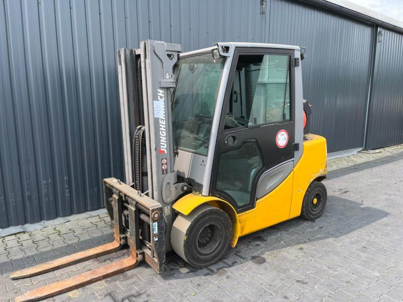 Jungheinrich TFG435s - LPG forklift: picture 1 Jungheinrich TFG435s - LPG forklift: picture 1