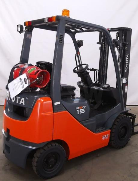 Toyota 8FGU15 - LPG forklift: picture 2 Toyota 8FGU15 - LPG forklift: picture 2