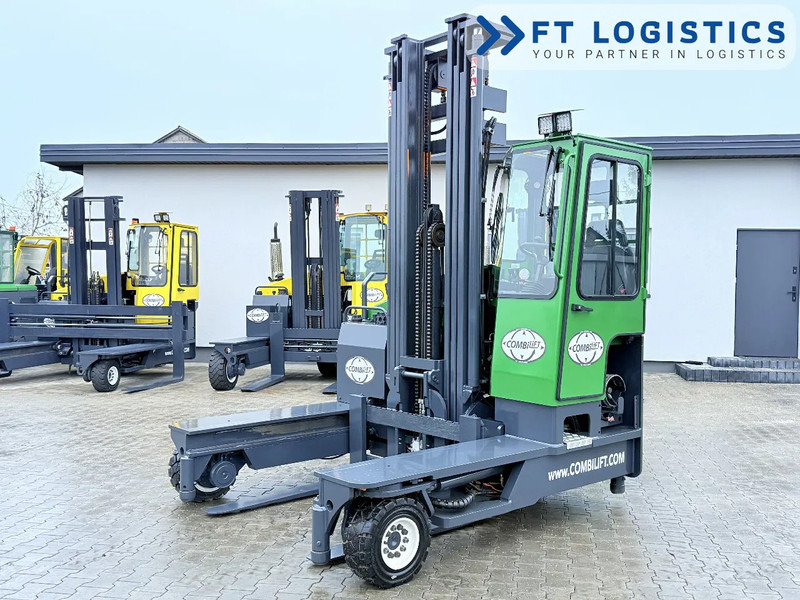 Combilift C4000 | GAS | TRIPLEX 6900MM | FORK POSITIONER | FULL CABIN | FREE LIFT | PERFECT CONDITION | A wide range of four-way and side- - 4-way reach truck: picture 1 Combilift C4000 | GAS | TRIPLEX 6900MM | FORK POSITIONER | FULL CABIN | FREE LIFT | PERFECT CONDITION | A wide range of four-way and side- - 4-way reach truck: picture 1