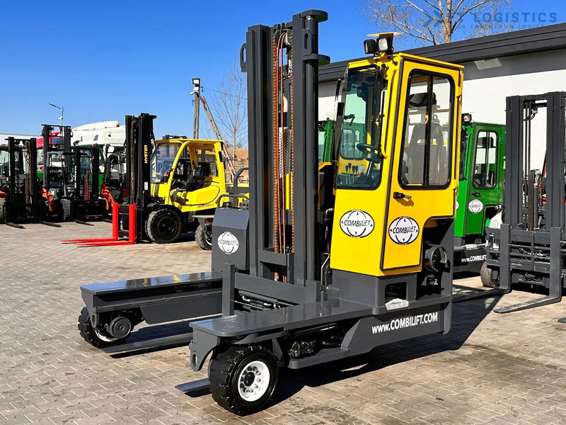 4-way reach truck Combilift C4000 / LPG / DUPLEX / 4100MM / SCALE / SIDE SHIFT / LIKE NEW C4000 / LPG / DUPLEX / 4100MM / SCALE / SIDE SHIFT / LIKE NEW: picture 1