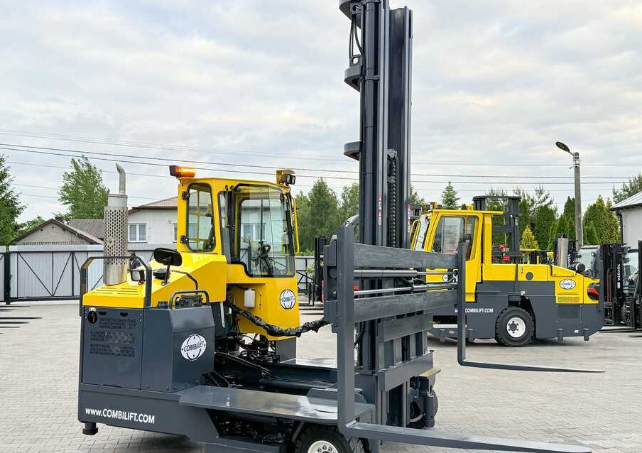 4-way reach truck Combilift C5000 / TRIPLEX 7500MM / WIDE FORK POSITIONER / FREE LIFT / NEW TYRES / HEATED CABIN: picture 21