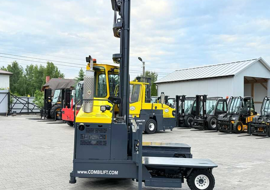 4-way reach truck Combilift C5000 / TRIPLEX 7500MM / WIDE FORK POSITIONER / FREE LIFT / NEW TYRES / HEATED CABIN: picture 6