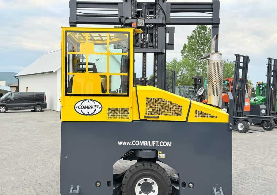 4-way reach truck Combilift C5000 / TRIPLEX 7500MM / WIDE FORK POSITIONER / FREE LIFT / NEW TYRES / HEATED CABIN: picture 36