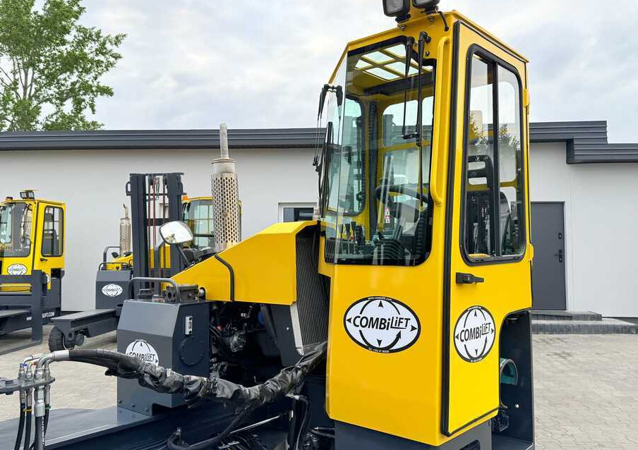 4-way reach truck Combilift C5000 / TRIPLEX 7500MM / WIDE FORK POSITIONER / FREE LIFT / NEW TYRES / HEATED CABIN: picture 26