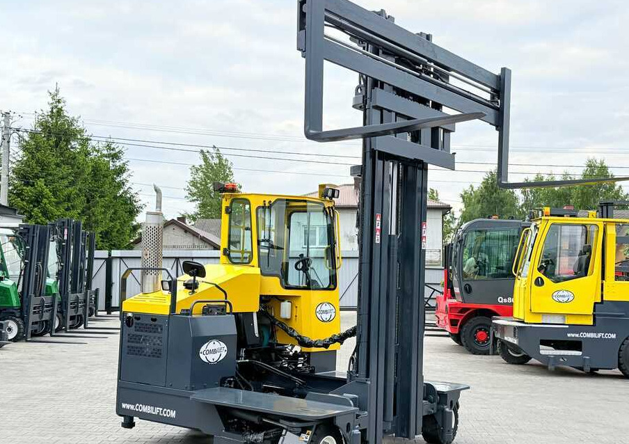 4-way reach truck Combilift C5000 / TRIPLEX 7500MM / WIDE FORK POSITIONER / FREE LIFT / NEW TYRES / HEATED CABIN: picture 29